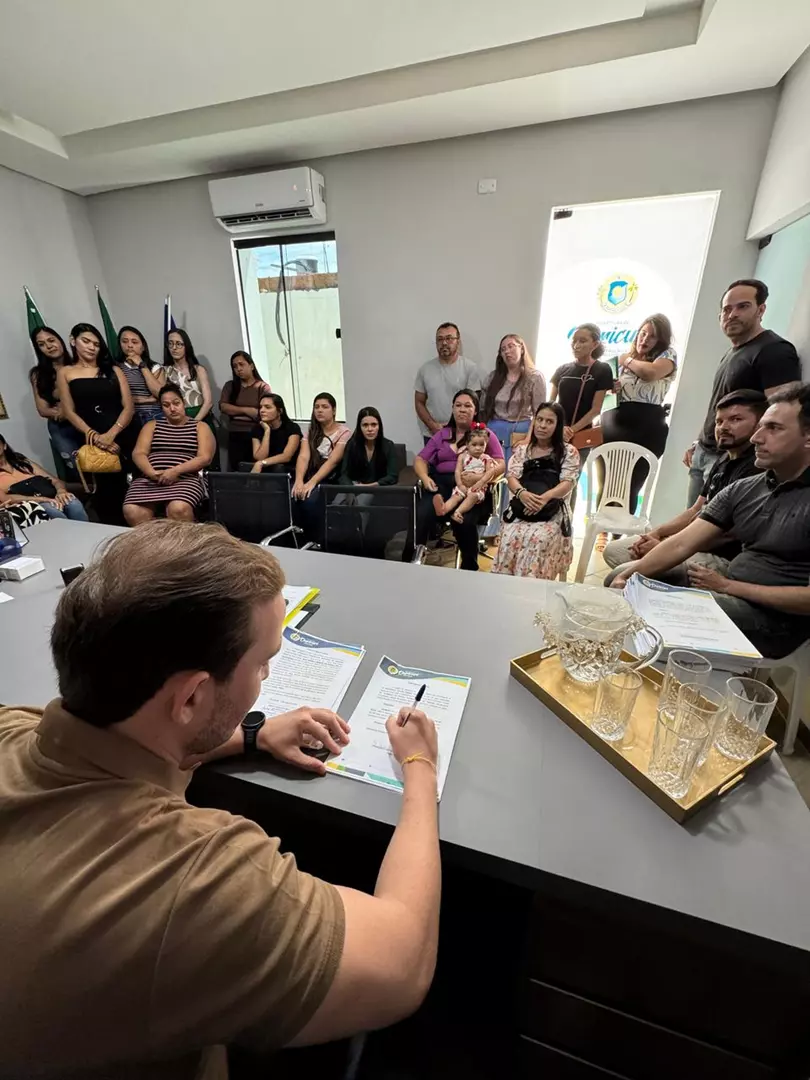 Prefeitura de Ouricuri dá continuidade à posse dos concursados da educação